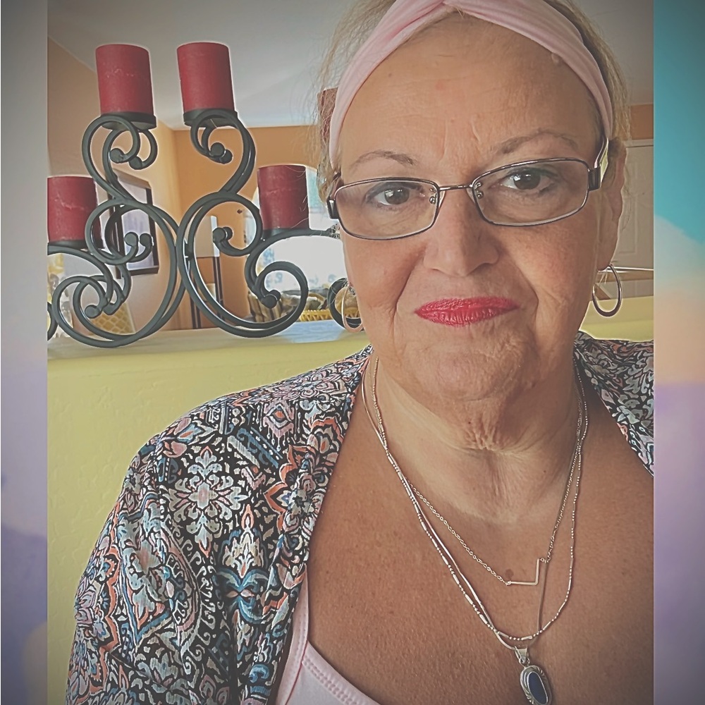 Meet your Posher, Annie